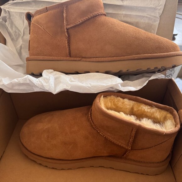 Men\'s Ugg Classic Mini Ankle Boots